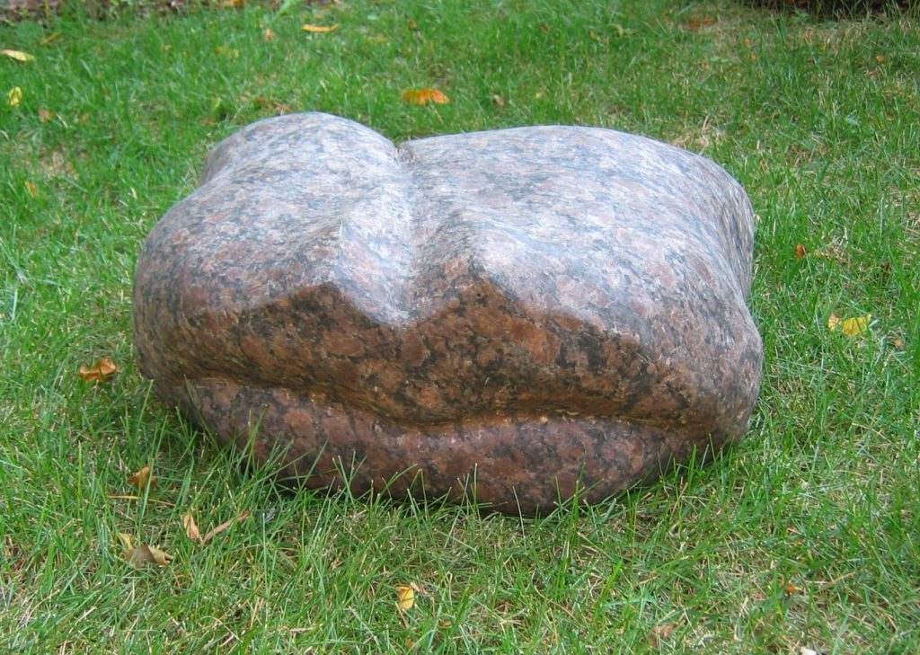 Pillow Talk, 2005, 30 cm x 60 cm x 25 cm, Granite